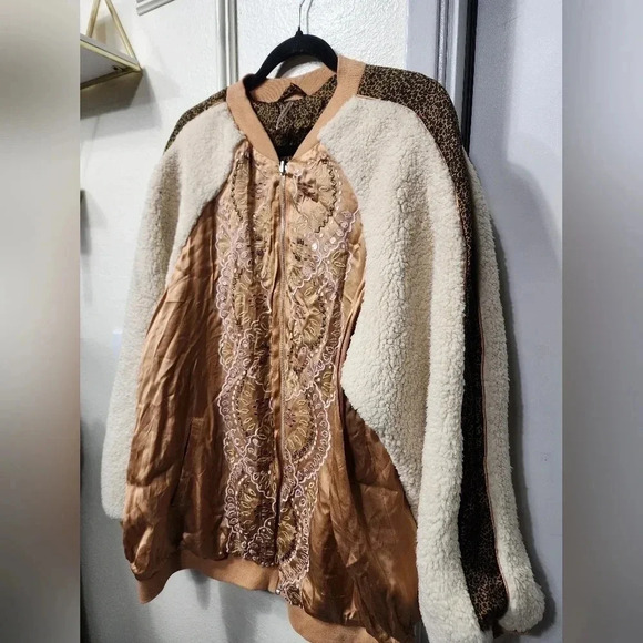 Free People Sherpa Wicked Games Reversible Embroidered Bomber Jacket Size M - Picture 6 of 12